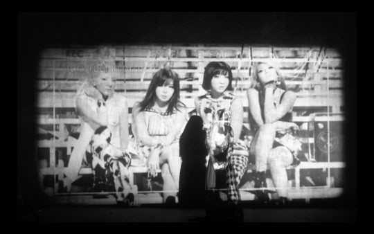 2NE1 해체곡 ‘안녕’ 아이튠즈 8개국서 1위·뮤직비디오 7시간만에 100만뷰…‘공민지는 불참’