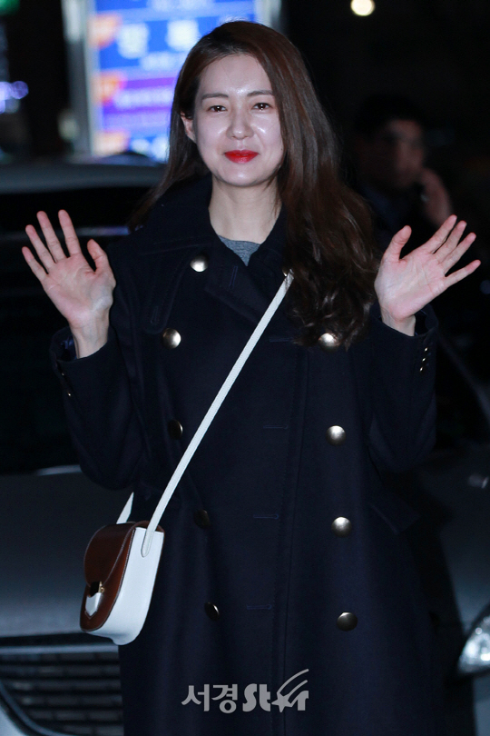 /24일 오후 서울 여의도에 위치한 한 음식점에서 열린 MBC 월화드라마 ‘불야성’ 종방연에 배우 이요원이 참석했다.