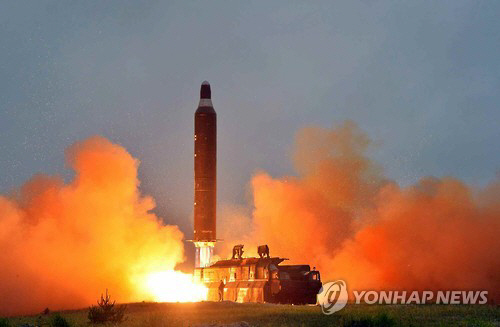 북한 무수단 미사일 발사 장면 / 연합뉴스