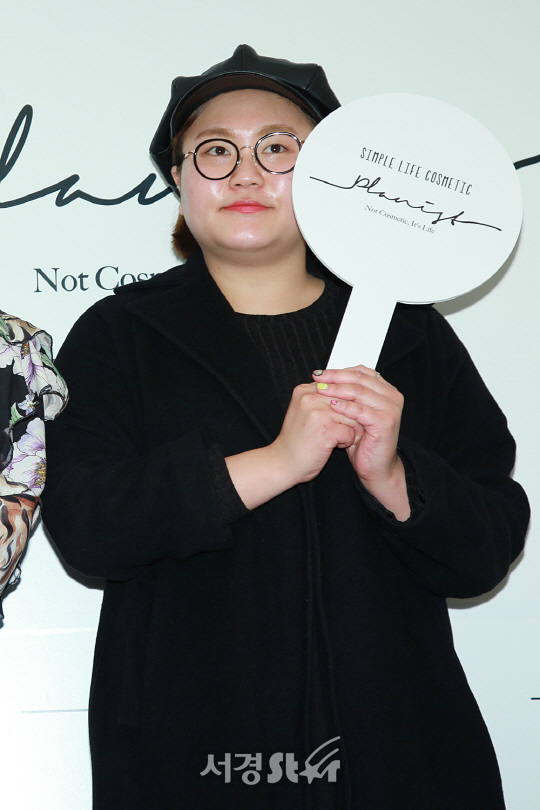 /개그우먼 조수연이 1일 오후 서울 강남구 신사동의 한 카페에서 열린 심플 라이프 코스메틱 브랜드 플레니스트의 론칭 행사에 참석했다.