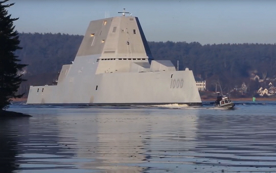 미 최신 스텔스구축함 줌월트(Zumwalt). / 사진=geek.com