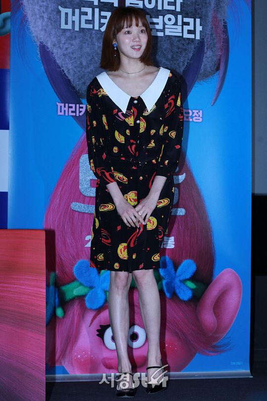 배우 박형식이 8일 오후 서울 성동구 행당동 왕십리 CGV에서 열린 영화 ‘트롤’ 언론시사회에 찹석하기위해 입장하고 있다.