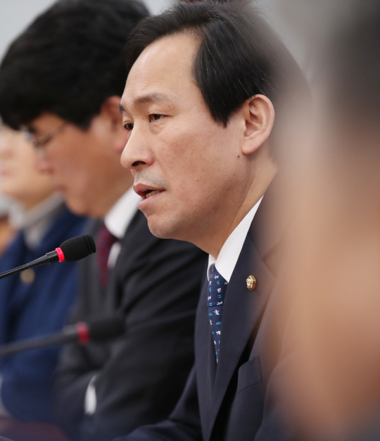 우상호 '표창원, 윤리위서 교체···김진태도 법사위 간사직 교체하라'