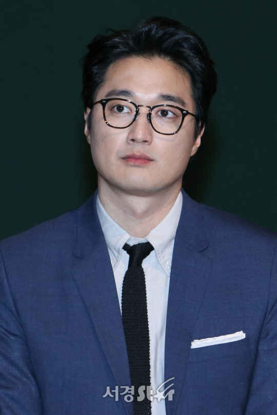 이장원이 16일 열린 tvN ‘뇌섹시대-문제적남자’ 2주년 및 100회 기념 기자간담회에 참석했다.