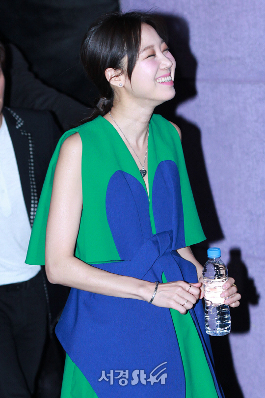 배우 공효진이 17일 오후 2시 서울 행당동 왕십리 CGV에서 열린 영화 ‘싱글라이더’ 언론시사회에 참석했다.