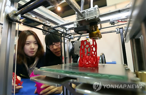 [4차산업혁명 핵심기술 이러다간 다 뺏긴다] 中 3D프린터 이끄는데 한국은 인력없어 속앓이