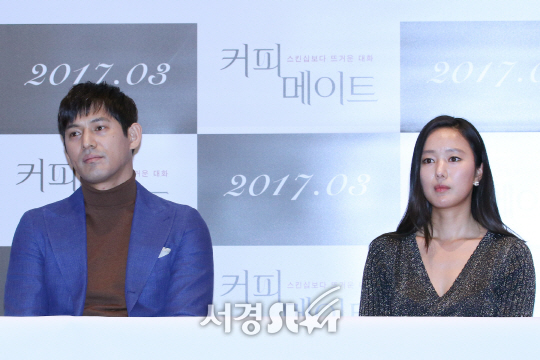 배우 오지호와 윤진서가 20일 열린 영화 ‘커피 메이트’ 언론시사회에 참석했다.