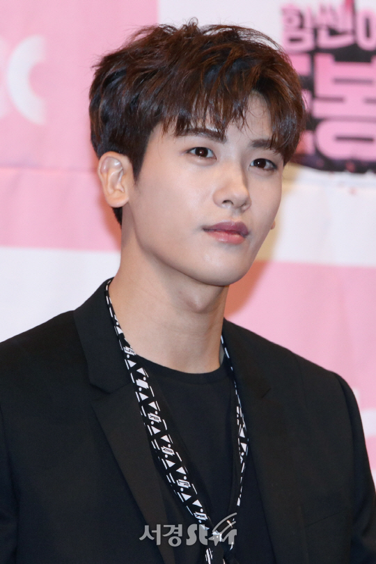 배우 박형식이 22일 열린 JTBC ‘힘쎈여자 도봉순’ 제작발표회에 참석했다.