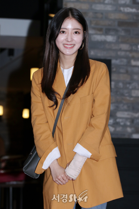 배우 이세영이 22일 열린 KBS 주말드라마 ‘월계수 양복점 신사들’ 종방연에 참석하고 있다.
