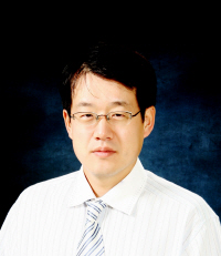 김만호 교수