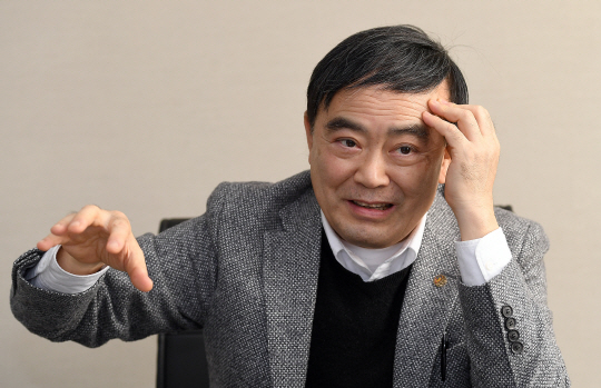 김경진 뇌연구원장 '뇌지도 개발에 집중...질병치료 새 길 열것'