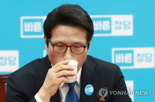 정병국, 바른정당 대표직 사퇴…“탄핵 분당 창당까지가 저의 소임”