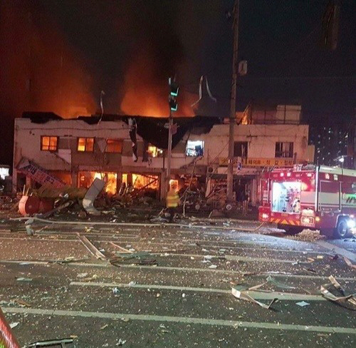영등포 대림동 철거 주택서 폭발 화재 발생…1명 중상·2명 경상 치료 중