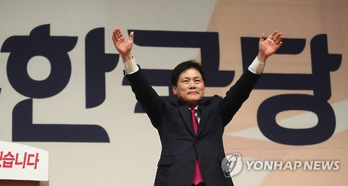 김진 자유한국당 상임고문의 모습./연합뉴스