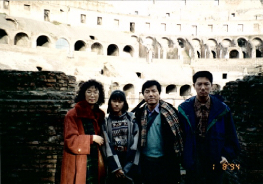 1994년 8월초 여름 방학을 맞아 가족들이 함께 떠난 유럽 여행. /사진제공=박현린 대표