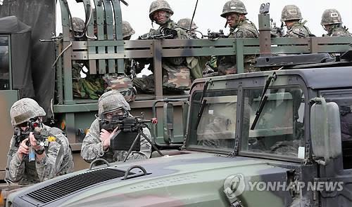 한미연합사령부는 연례적 방어훈련인 키리졸브 훈련(KR)을 13일부터 24일까지 실시한다고 밝혔다./연합뉴스