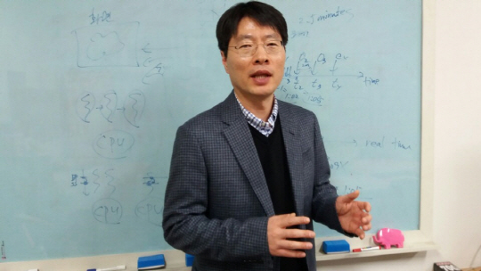 '사고·분석력 키우는 영재 교육으로  한국의 데미스 허사비스 배출할 것'
