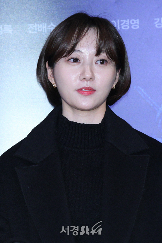 배우 박주희가 21일 오후 서울 삼성동 코엑스 메가박스에서 열린 영화 ‘프리즌’ VIP시사회에 참석해 포토타임을 갖고 있다.