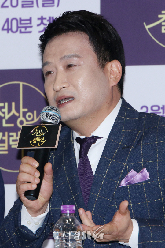 서경석이 22일 열린 KBS 2TV 새 예능프로그램 ‘천상의 컬렉션’ 제작발표회에서 질문에 답변하고 있다.