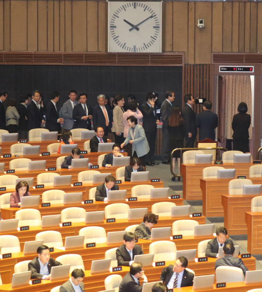 국회, 각당 추천받은 세월호 선체 조사위원 5명 선출