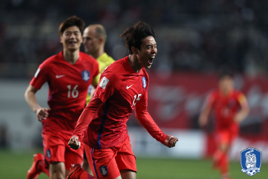 한국, 시리아에 1대 0 진땀승…A조 2위는 간신히 지켰다