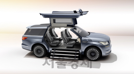 [2017 서울모터쇼] 링컨코리아, 럭셔리 대형 SUV  ‘내비게이터’ 컨셉트 아시아 최초 공개
