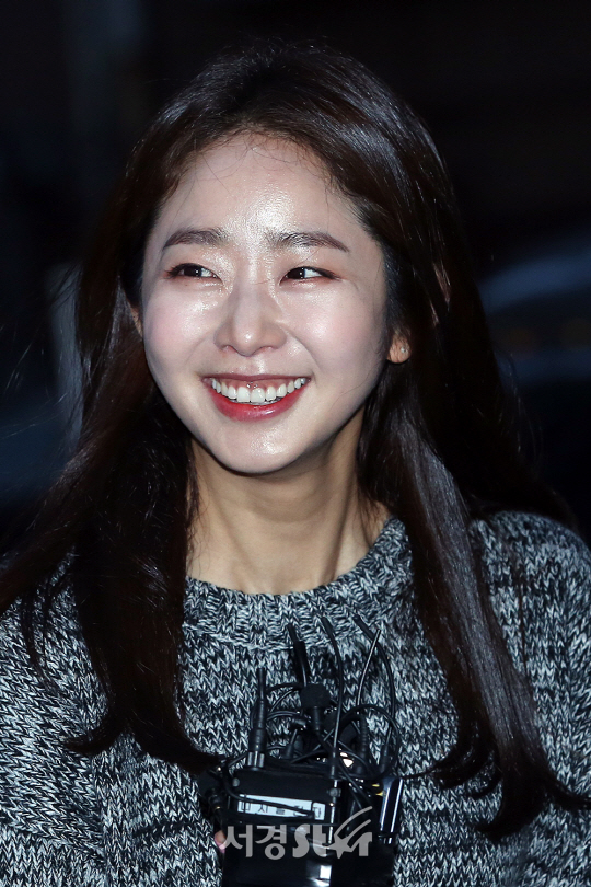 배우 임화영이 31일 오후 서울 영등포구 여의도 모 음식점에서 열린 KBS 수목드라마 ‘김과장’ 종방연에 참석하고 있다.