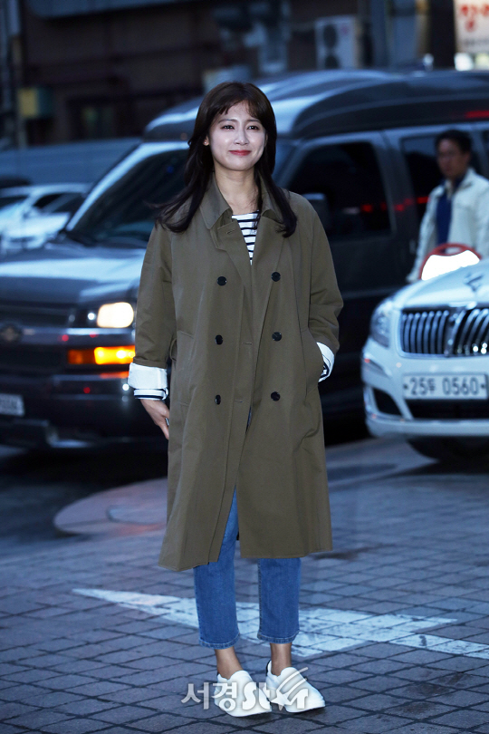 배우 남상미가 31일 오후 서울 영등포구 여의도 모 음식점에서 열린 KBS 수목드라마 ‘김과장’ 종방연에 참석하고 있다.