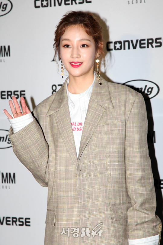 박보람, 패션의 완성은 역시 얼굴! (2017 F/W 헤라서울패션위크)