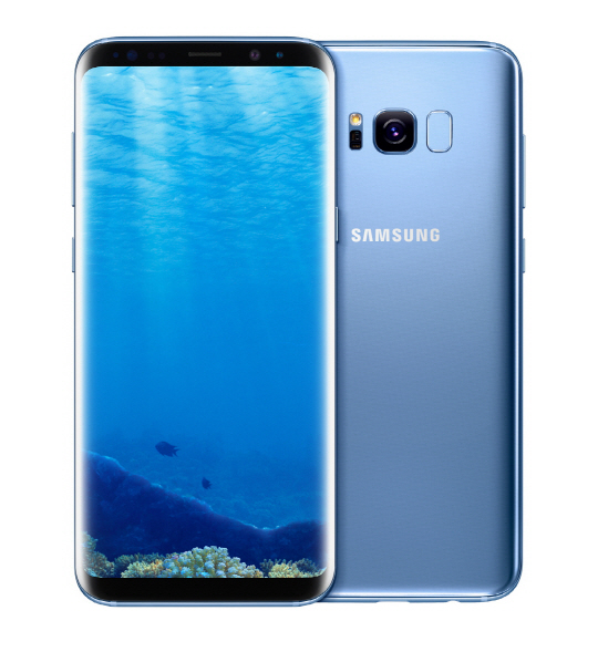 삼성전자의 새로운 전략 스마트폰 ‘갤럭시S8’의 코랄 블루 모델. /사진제공=삼성전자