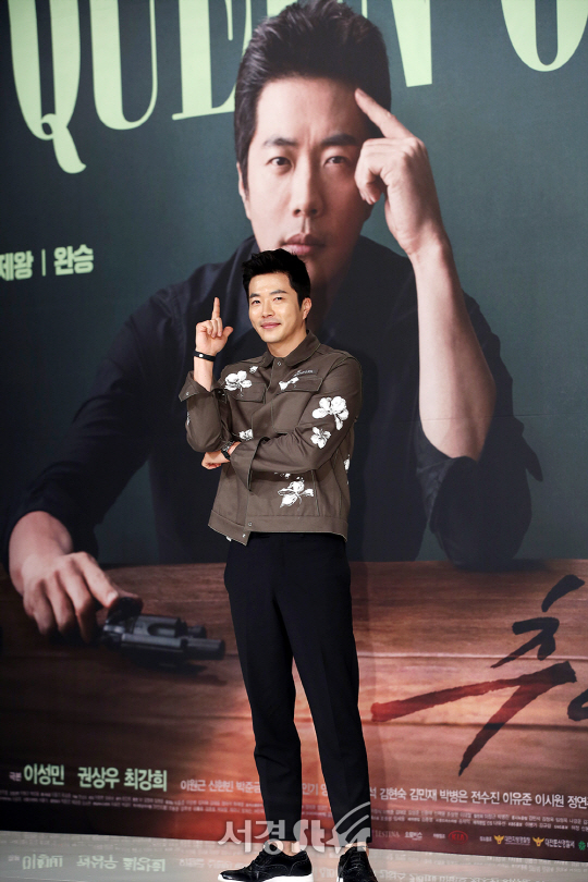 배우 권상우가 3일 오후 서울 영등포구 타임스퀘어 아모리스 홀에서 열린 KBS 2TV 새 수목드라마 ‘추리의 여왕’ 제작발표회에 참석해 포즈를 취하고 있다.