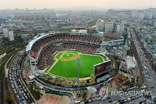 티켓링크, 프로야구 티켓 구매시 ‘무료 예매권’ 증정