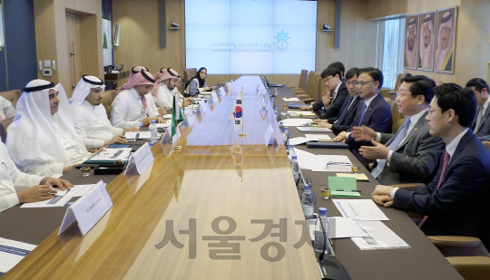 사우디 7대 산업 육성 프로젝트 ‘비전2030’에 한국기업 대거 참여