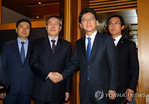 유승민, 우다웨이 면담 “사드 경제 보복 멈춰야”...‘묵묵부답’