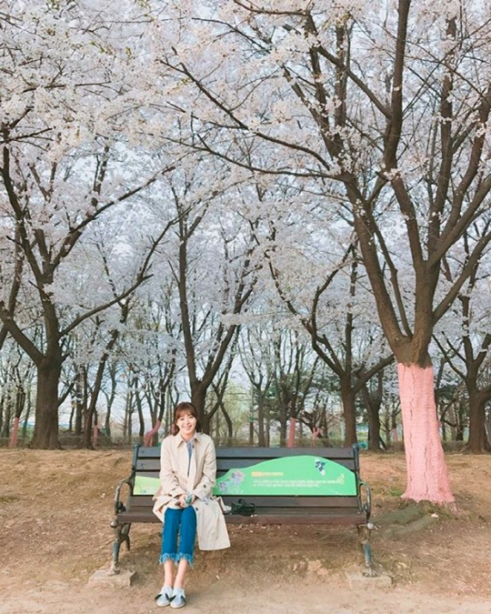 ‘빛나라 은수’ 이영은 촬영현장 공개 벚꽃 가득! 양미경·이영은 감격스러운 포옹 무슨 일?