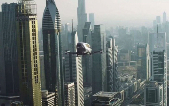 두바이에 상륙하는 중국 무인 항공택시