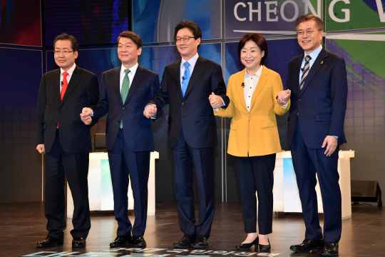 민주당 'MBC 토론회, 캠프 거절로 무산? 팩트 아니다'