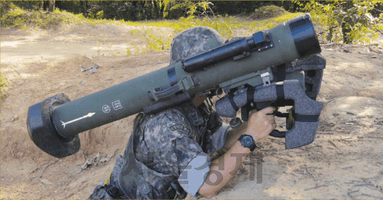 [권홍우의 군사·무기 이야기] 국산 현궁 미사일 6월부터 실전배치