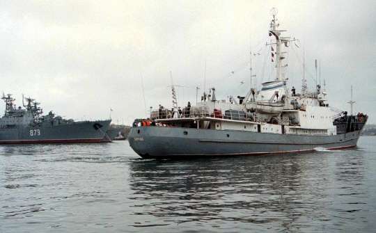러 흑해함대 소속 군함, 화물선과 충돌해 침몰 “승조원 전원 구조”