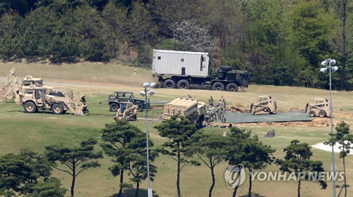 지난 27일 경북 성주군 성주골프장 부지에 사드가 배치돼 있다./연합뉴스