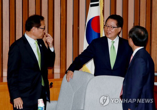 문병호 최고위원, “박지원 대표 즉각 사퇴해야”/연합뉴스