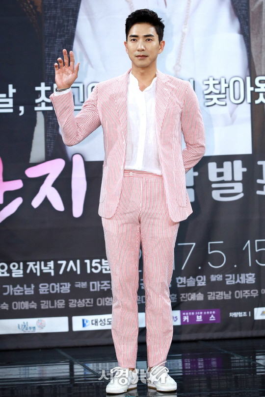 배우 고세원이 11일 오후 서울 마포구 상암 MBC 신사옥 골든마우스홀에서 열린 MBC ‘돌아온 복단지’ 제작발표회에 참석해 포즈를 취하고 있다.