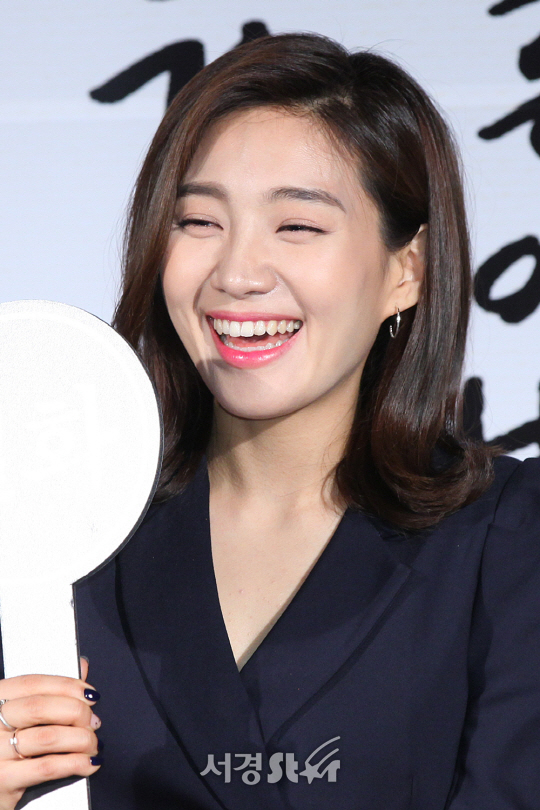 배우 최희서가 25일 오전 서울 중구 을지로 동대문 메가박스에서 열린 영화 ‘박열’ 제작보고회에 참석했다.