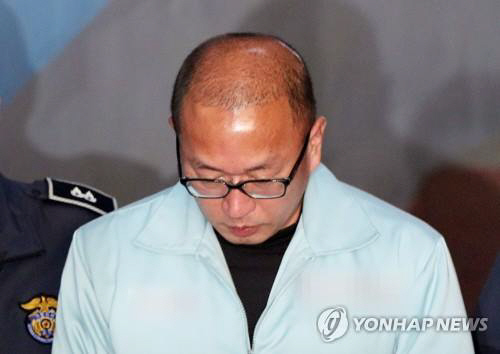 '국정농단 공범' 차은택 구속 연장...최대 6개월