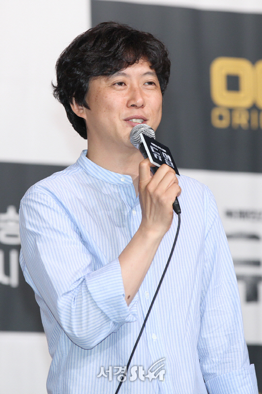 이종재 감독이 31일 오후 서울 영등포구 영등포동 타임스퀘어 아모리스홀에서 열린 OCN 토일드라마 ‘듀얼’ 제작발표회에 참석했다.