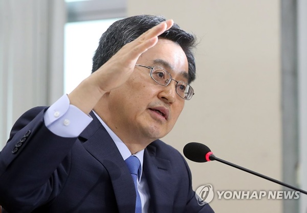 김동연 기재부장관 후보자, '종교인 과세 내년 시행 준비'