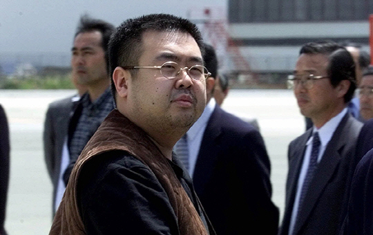 지난 2001년 5월4일 일본 나리타 공항에서 포착된 김정남 모습/연합뉴스