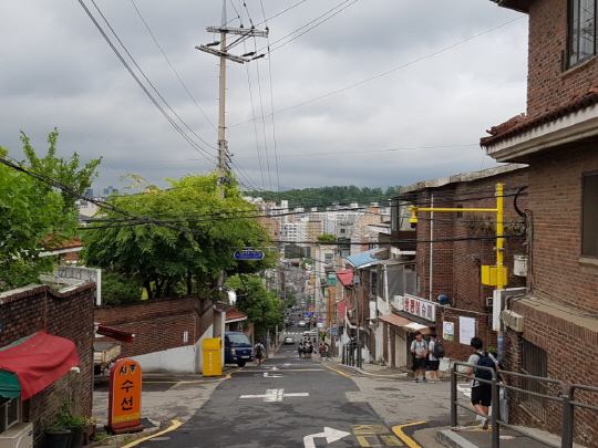 서울 서초구 방배동의 한 재건축 구역 모습. 이 지역에는 최근 대형 건설사들이 시공권을 차지하기 위한 경쟁이 치열하다. / 사진=이완기기자