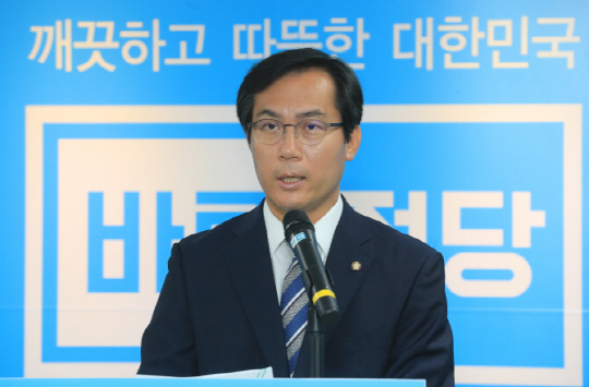 한국당·바른정당 당권경쟁 레이스 돌입