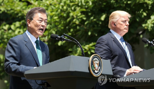 트럼프 대통령, “文 대통령, 미국 기업에 공정한 경쟁 위해 노력하겠다고 확답했어”